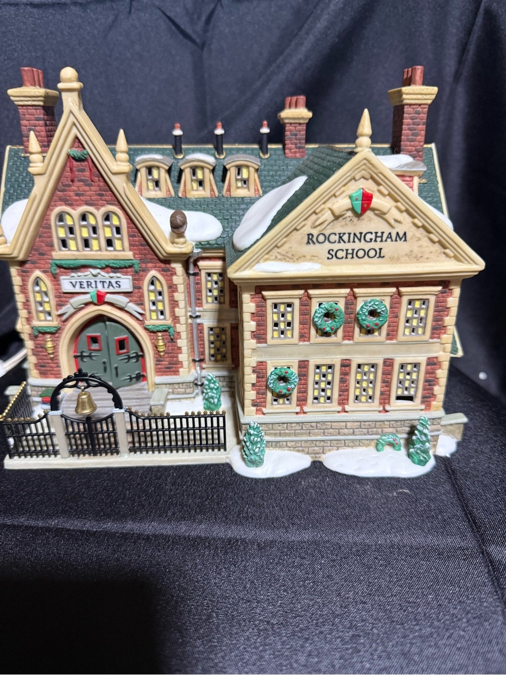 Department 56 Rockingham School in Cream, Green & Red